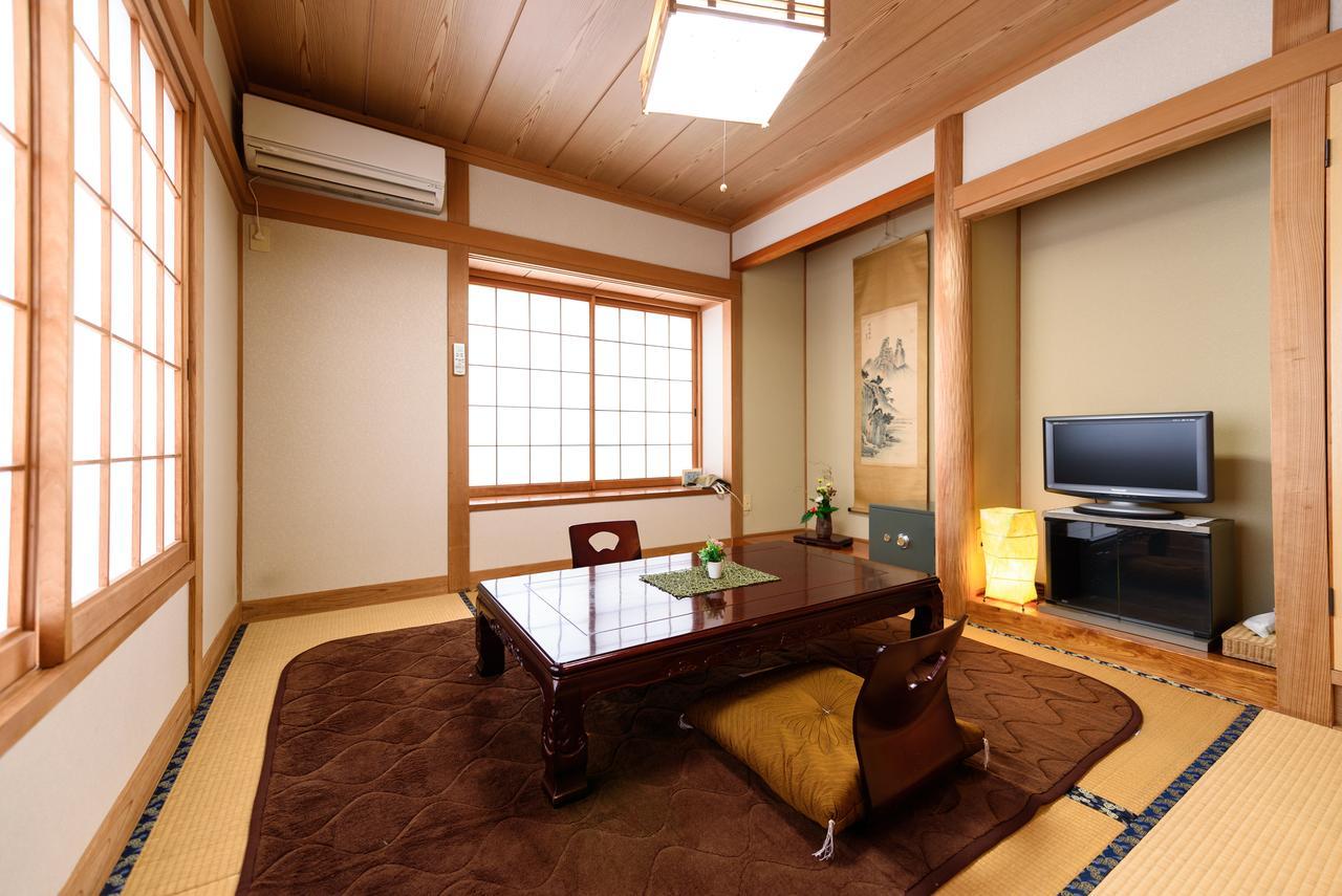 Yufuin Onsen Oyado Jinnouchi Exterior foto
